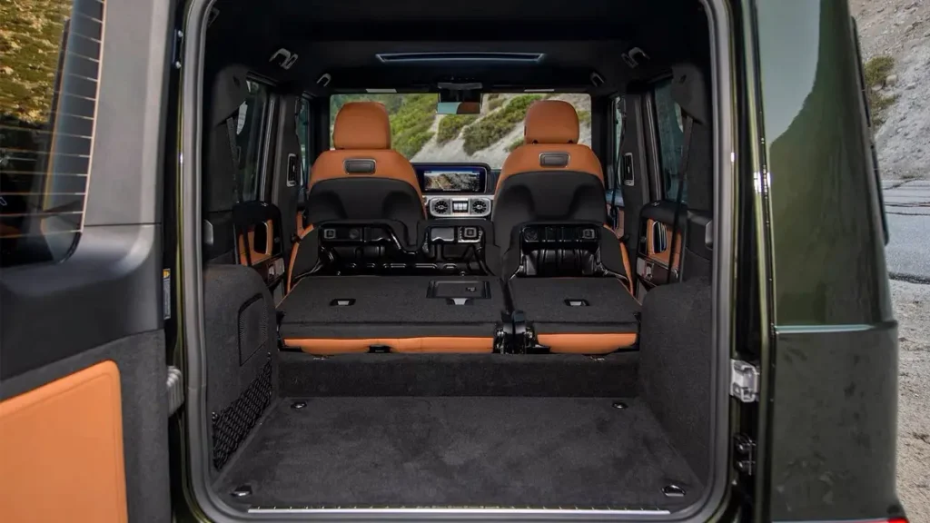 مواصفات سيارة مرسيدس جي كلاس 2023 &ndash; تصميم داخلي فاخر ومريح