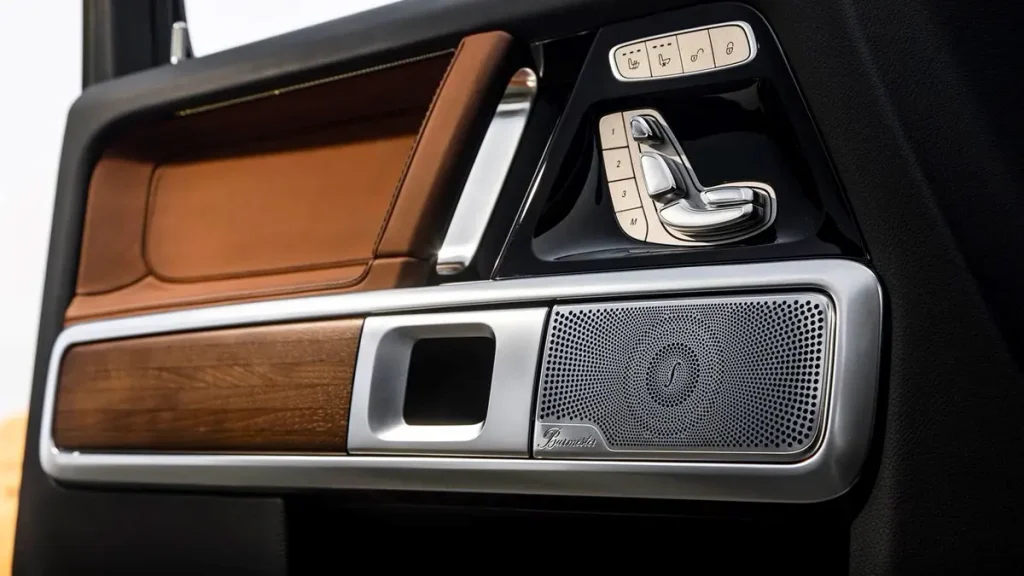 مواصفات سيارة مرسيدس جي كلاس 2023 &ndash; مساحة داخلية واسعة ومريحة