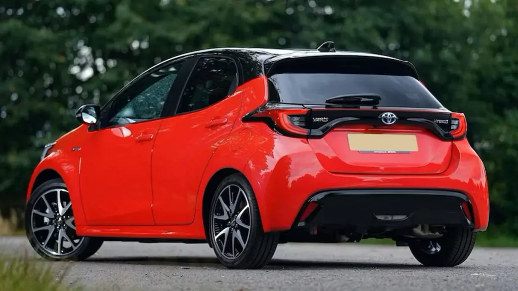 مواصفات سيارة تويوتا يارس 2023 &ndash; هيكل انسيابي بخطوط ديناميكية
