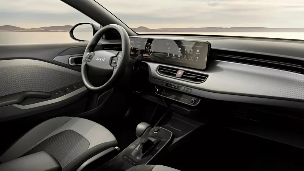 مواصفات سيارة كيا أوبتيما K3 2024 &ndash; تصميم داخلي فاخر ومريح