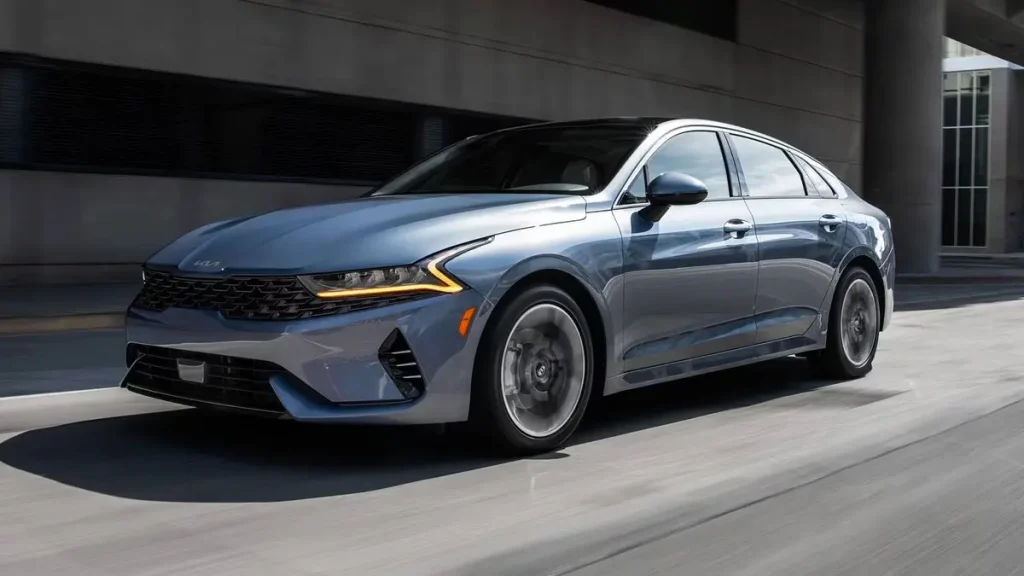 مواصفات سيارة كيا أوبتيما K5 2024 &ndash; مظهر خارجي أنيق ومتطور