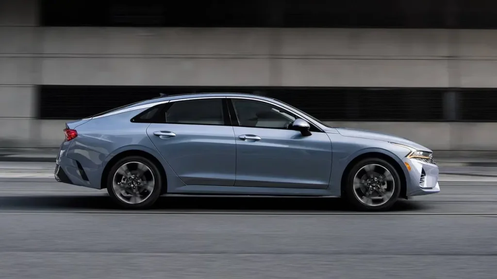 مواصفات سيارة كيا أوبتيما K5 2024 &ndash; تصميم خارجي جذاب وعصري