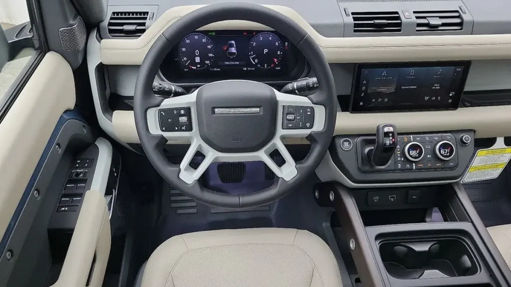 مواصفات سيارة لاند روفر ديفندر 2024 &ndash; مقصورة واسعة بتشطيبات راقية