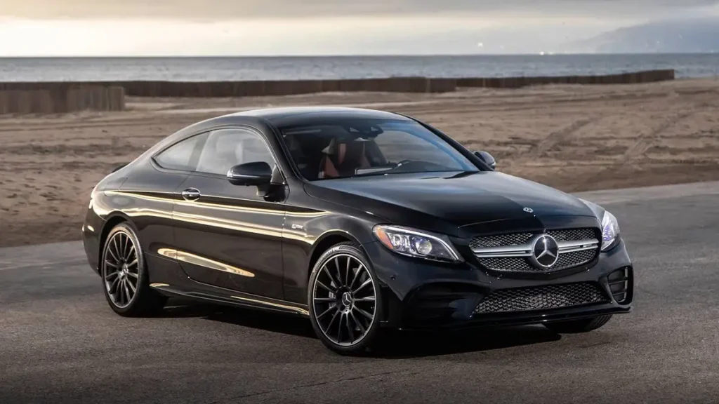 مواصفات سيارة مرسيدس سي كلاس كوبيه 2023 &ndash; هيكل انسيابي بخطوط ديناميكية