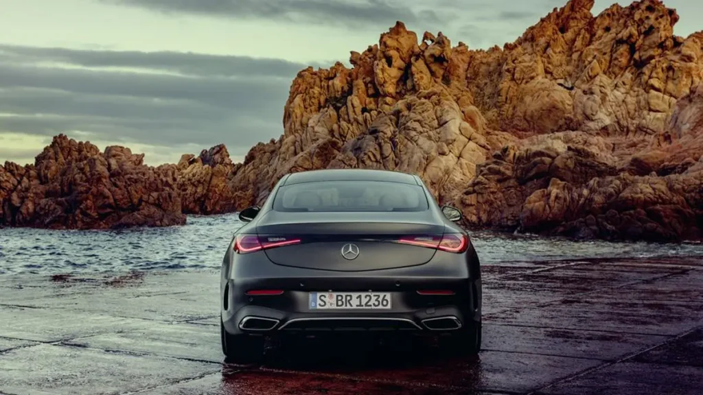 مواصفات سيارة مرسيدس سي كلاس كوبيه 2024 &ndash; واجهة أمامية بشخصية قوية