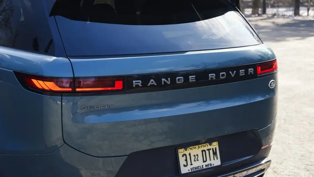 مواصفات سيارة رنج روفر سبورت 2023 – من الخارج