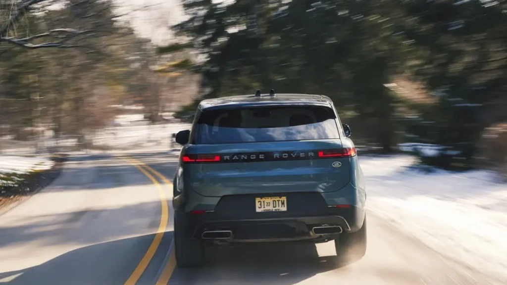 مواصفات سيارة رنج روفر سبورت 2023 – من الخارج بوضوح تام