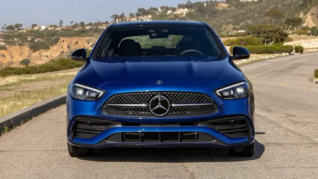 مواصفات سيارة مرسيدس سي كلاس 2023 &ndash; تصميم خارجي جذاب وعصري