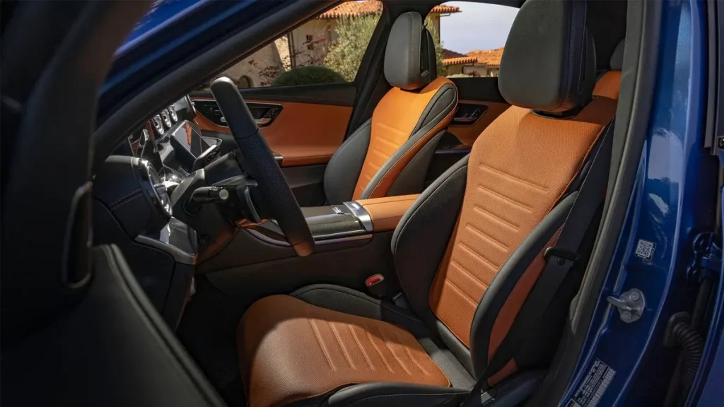 مواصفات سيارة مرسيدس سي كلاس 2023 &ndash; تصميم داخلي فاخر ومريح