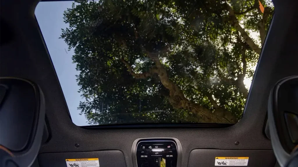 مواصفات سيارة مرسيدس سي كلاس 2023 &ndash; تفاصيل داخلية بعناية فائقة