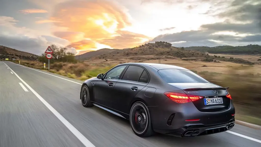 مواصفات سيارة مرسيدس سي كلاس 2024 &ndash; تصميم خارجي جذاب وعصري