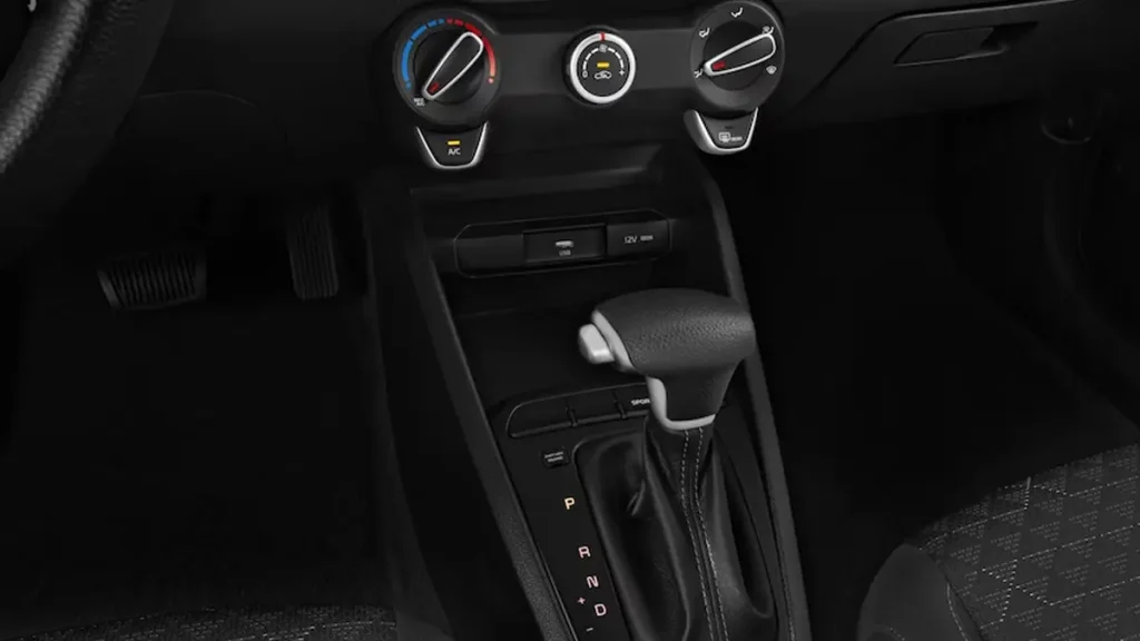 تصميم كيا ريو 2023 من الخارج 4