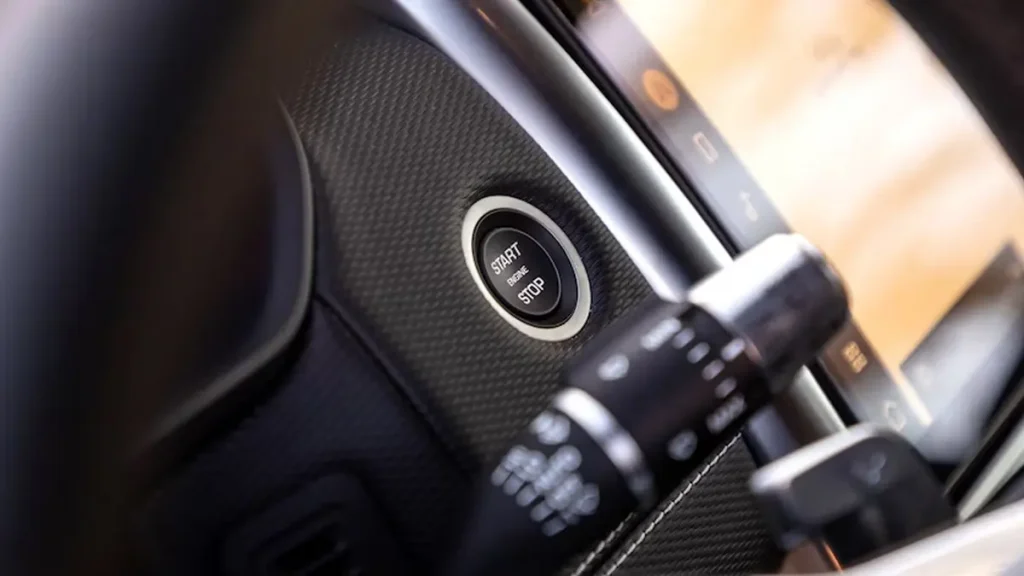 مواصفات سيارة لاند روفر ديسكوفري 2024 &ndash; تصميم من الداخل بجودة عالية