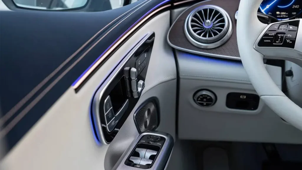 مواصفات سيارة مرسيدس EQE 2023 &ndash; تصميم من الداخل&nbsp; بتفاصيل واضحة