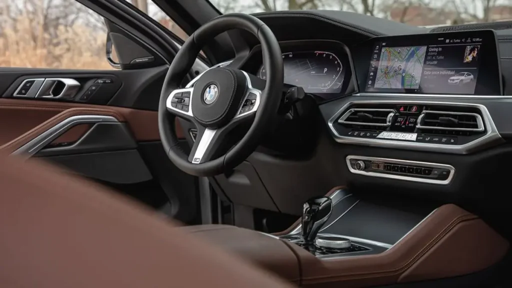 مواصفات سيارة بي إم دبليو X6 2022 – تصميم X6 من الداخل من منظور مميز