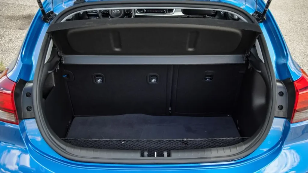 مواصفات سيارة كيا ريو 2022 &ndash; تصميم من الداخل بوضوح تام