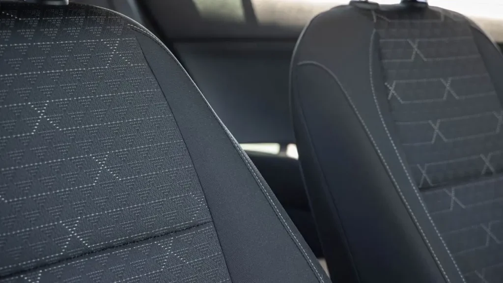 مواصفات سيارة كيا ريو 2022 &ndash; تصميم من الداخل بتفاصيل واضحة