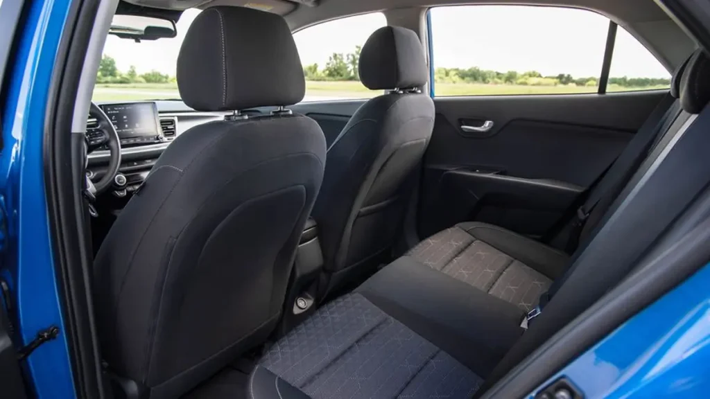 مواصفات سيارة كيا ريو 2022 &ndash; تصميم من الداخل بزاوية مختلفة