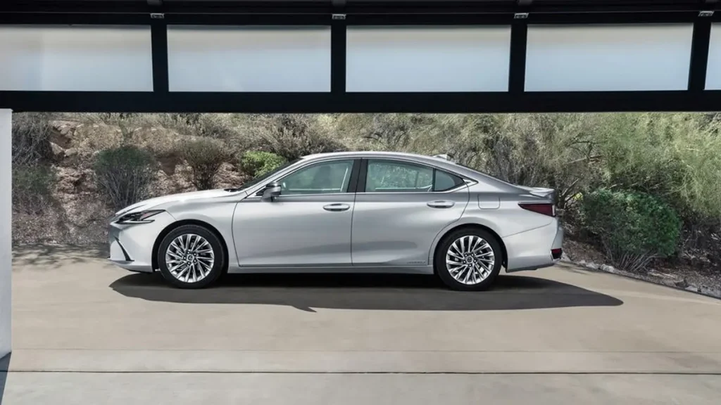 صور مواصفات سيارة لكزس ES 300 2023 – تصميم لكزس ES 300 2023 من الخارج (5) | السوق المفتوح
