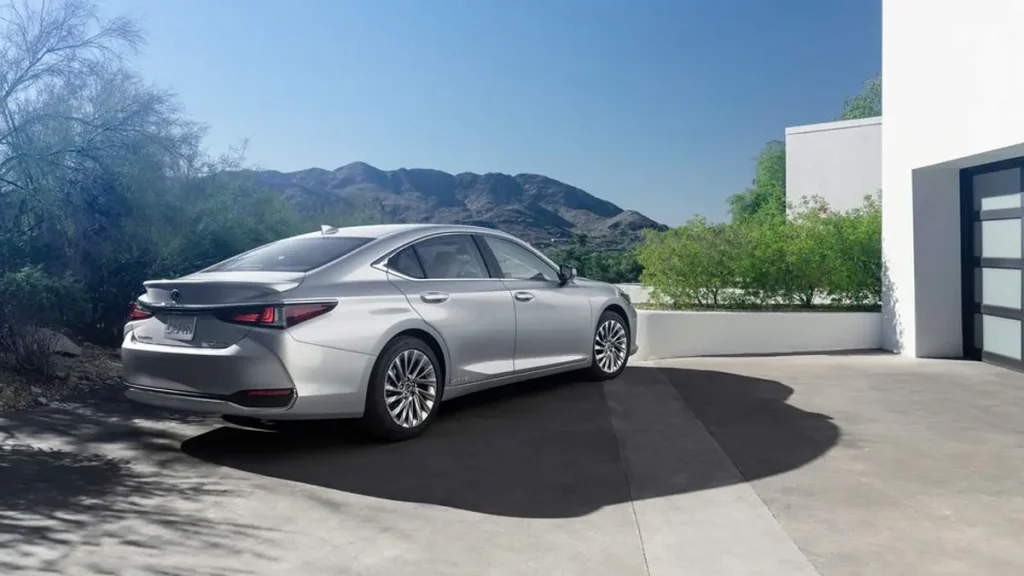 صور مواصفات سيارة لكزس ES 300 2023 – تصميم لكزس ES 300 2023 من الخارج (8) | السوق المفتوح