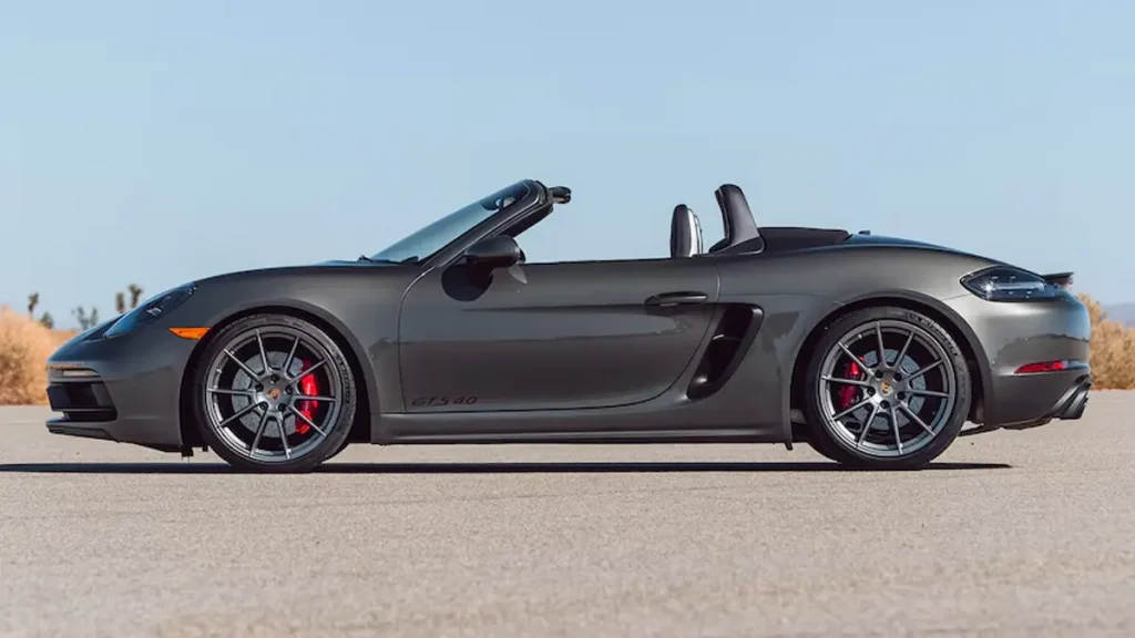 مواصفات سيارة بورش بوكستر 2022 – تصميم من الخارج من زاوية جديدة