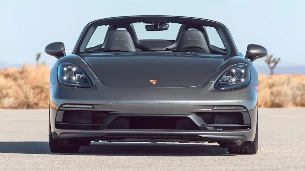 مواصفات سيارة بورش بوكستر 2022 – تصميم من الخارج بجودة عالية