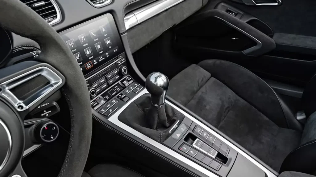 مواصفات سيارة بورش بوكستر 2022 – تصميم من الداخل بوضوح تام