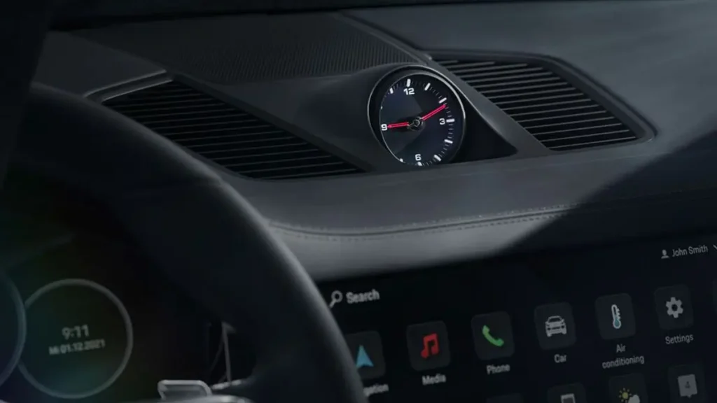 مواصفات سيارة بورش كايين 2023 – تصميم من الداخل بتفاصيل واضحة